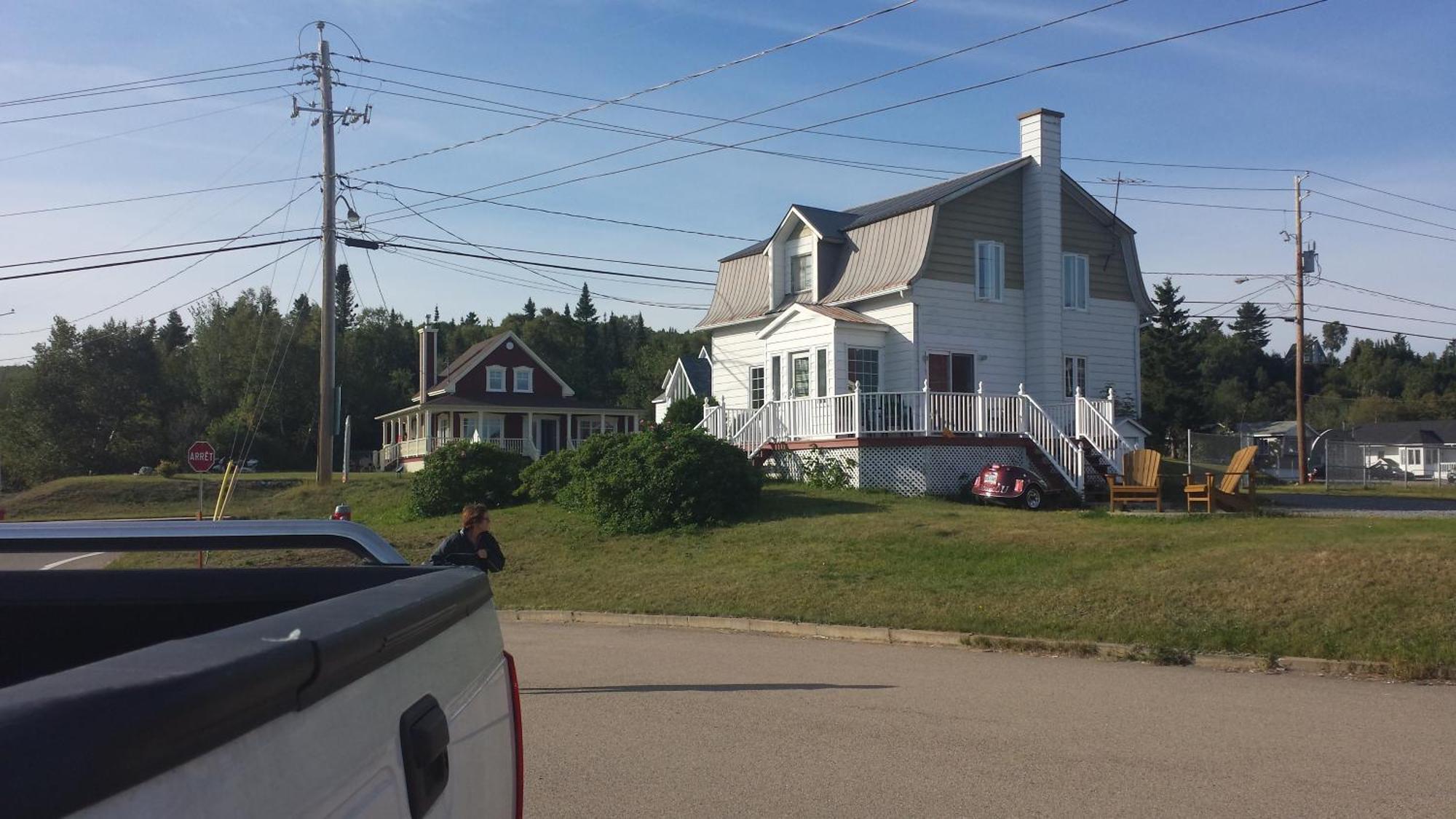 Motel Et Chalets Bo-Fleuve Evangeline Saint-Siméon Cameră foto
